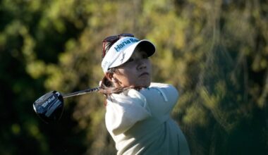 Lydia Ko posts career-low 60 and only leads by 1 shot in LPGA's Phoenix stop