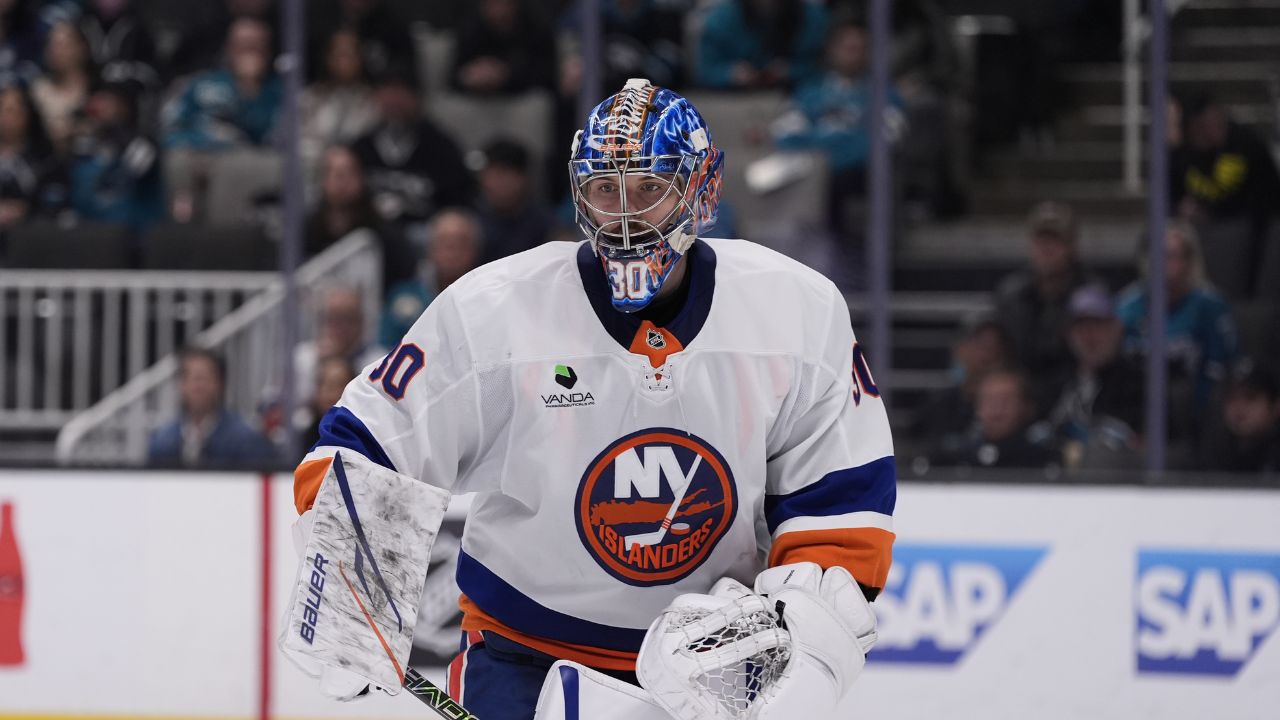 Sorokin has NHL-leading seventh shutout, Islanders edge Blue Jackets