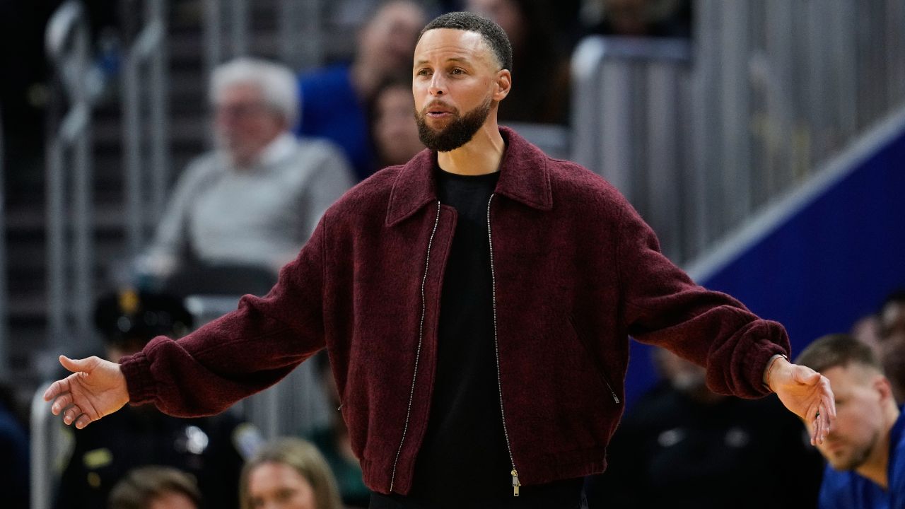 Stephen Curry travelling on road trip with the Warriors, who lose two more players for at least a week
