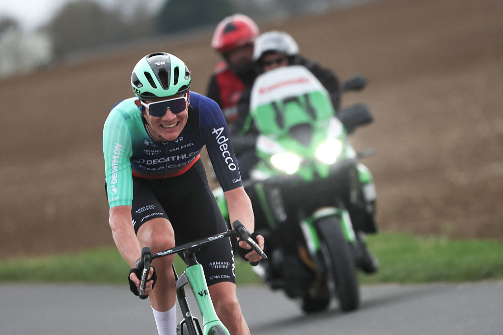 Decathlon CMA CGM Team's Dutch rider Daan Hoole rides in a breakaway during the 2nd stage of the Paris-Nice cycling race, 187 km between &Eacute;p&ocirc;ne and Montargis, on March 9, 2026. (Photo by Anne-Christine POUJOULAT / AFP)