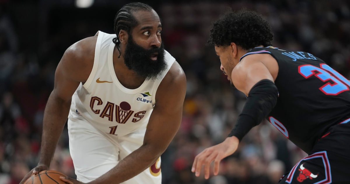 James Harden leads as Cavaliers hang on to beat Bulls with Mitchell sidelined