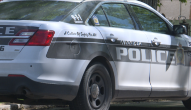 Man accused of attacking security guard with knife at hotel near Winnipeg airport