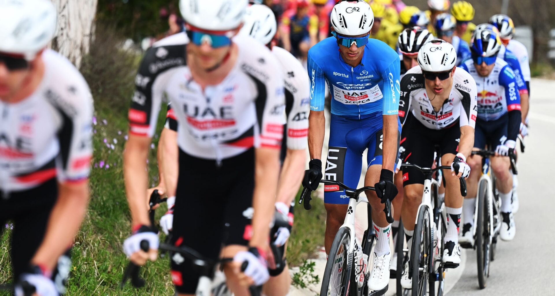 Tirreno-Adriatico stage 6 LIVE - Multiple ascents of brutal final climb on the menu