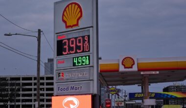 U.S. gas prices at highest level in 4 years - CTV News