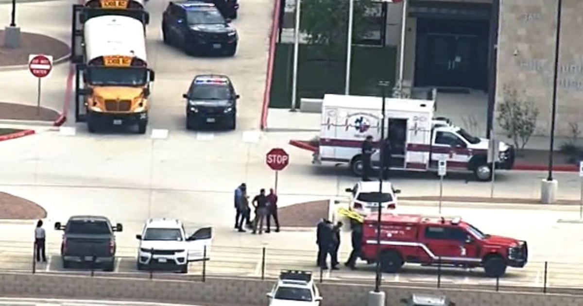 Texas high school student shoots teacher, himself: officials