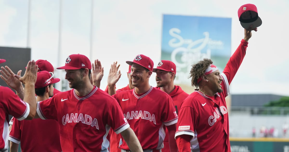 Canada defeats Cuba to advance to WBC knockout stage for first time ever