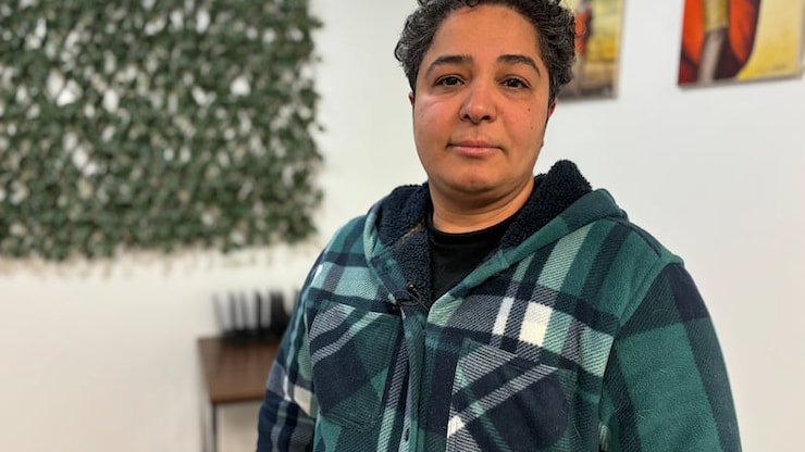 Shahsavar says the family faces the risk of imprisonment or even death if sent back to Iran.