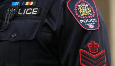 Police investigate targeted shooting after two men with gunshot wounds left at Calgary hospital