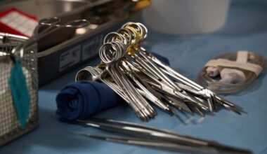 Medical wait times costing Canadians billions in lost wages, productivity - Edmonton