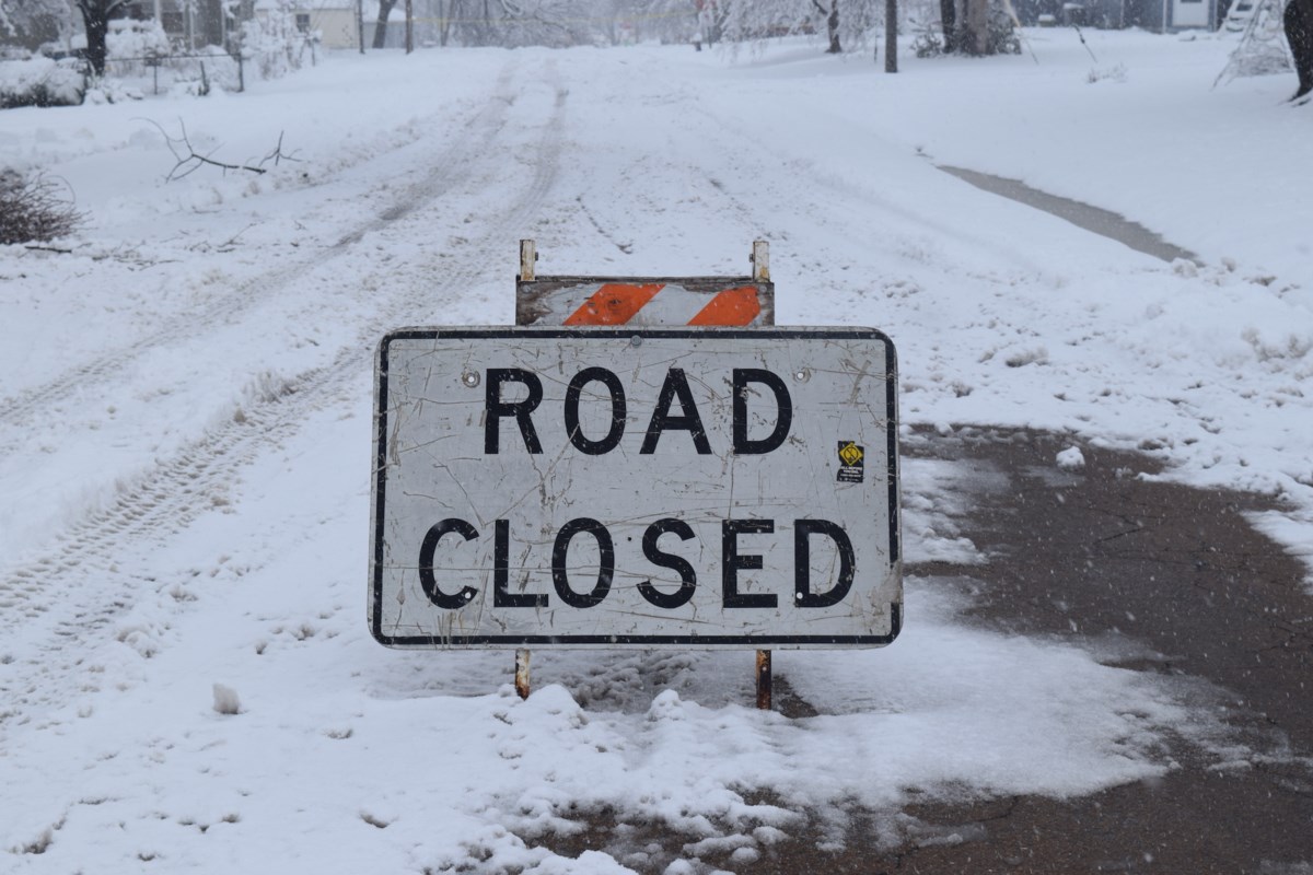 One killed in early-morning 5-vehicle crash on Highway 11