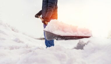 Environment Canada calling for 5-10 cm of snow into early Friday