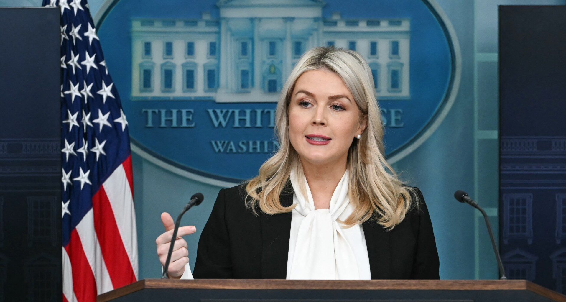 Spain denies White House claim it agreed to cooperate with US military | Politics News