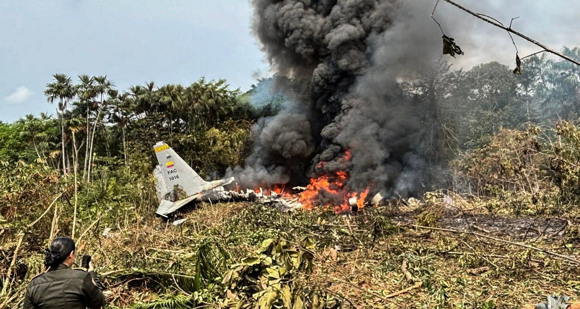 Colombian military plane crash kills at least 66, wounds dozens | Military News