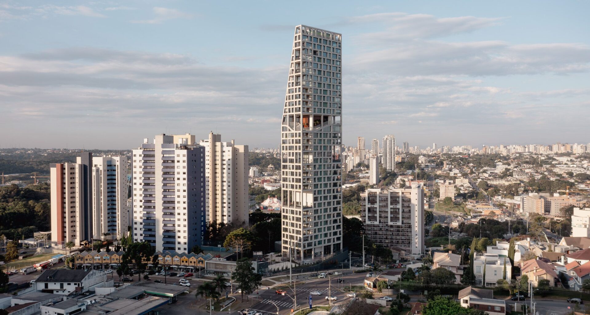 Exoskeleton Brazilian skyscraper