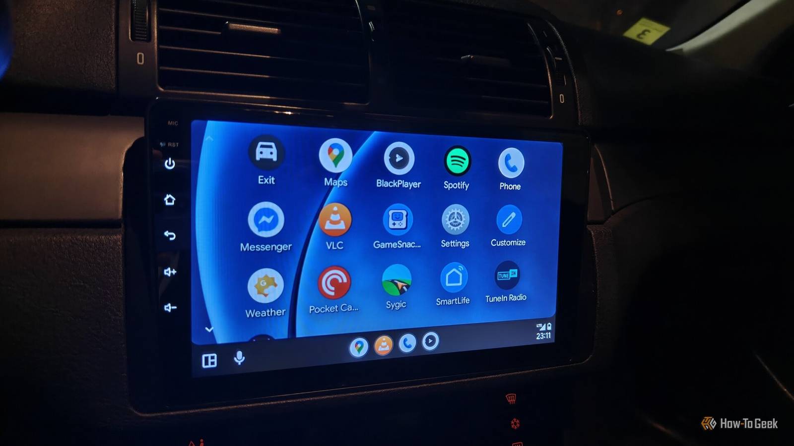 5 unique Android Auto apps that'll actually improve your driving experience