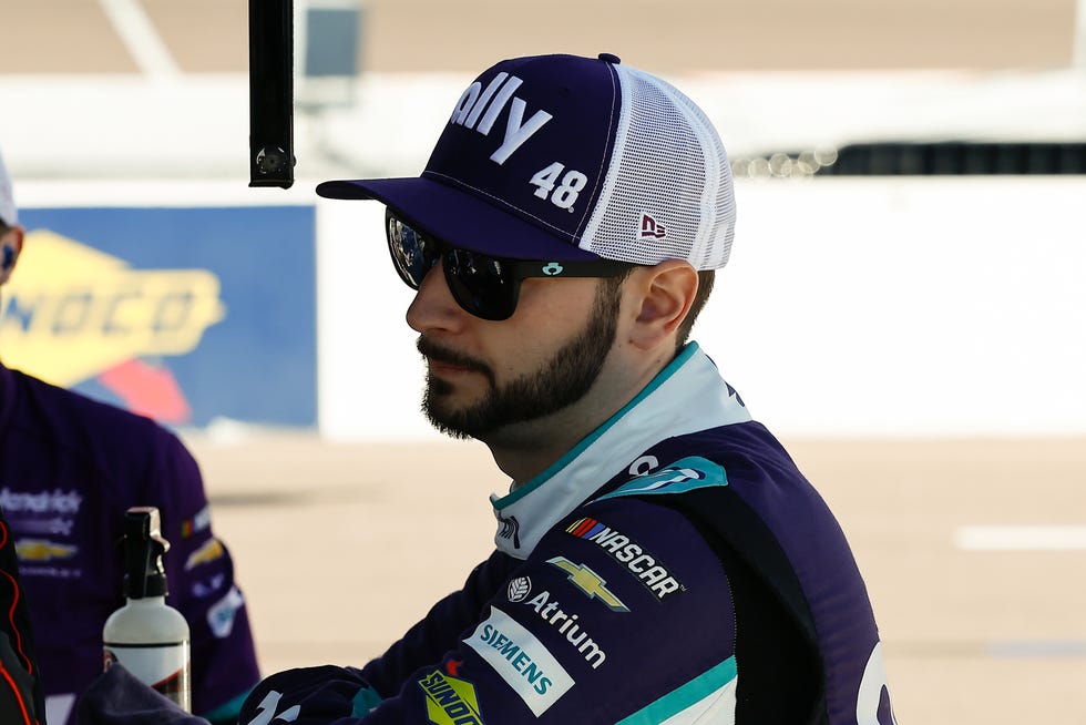 auto: mar 07 nascar cup series straight talk wireless 500