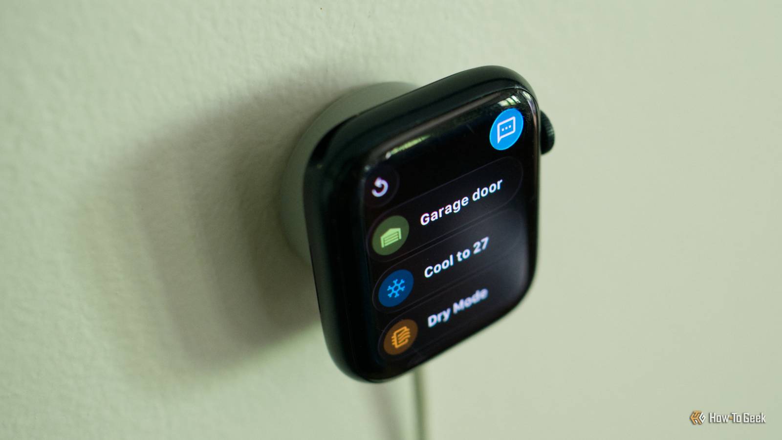 How I turned my old smartwatch into a miniature Home Assistant dashboard