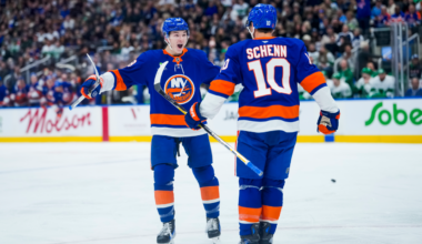 Schenn scores 1st with Islanders, who top Maple Leafs for 4th win in 5 games