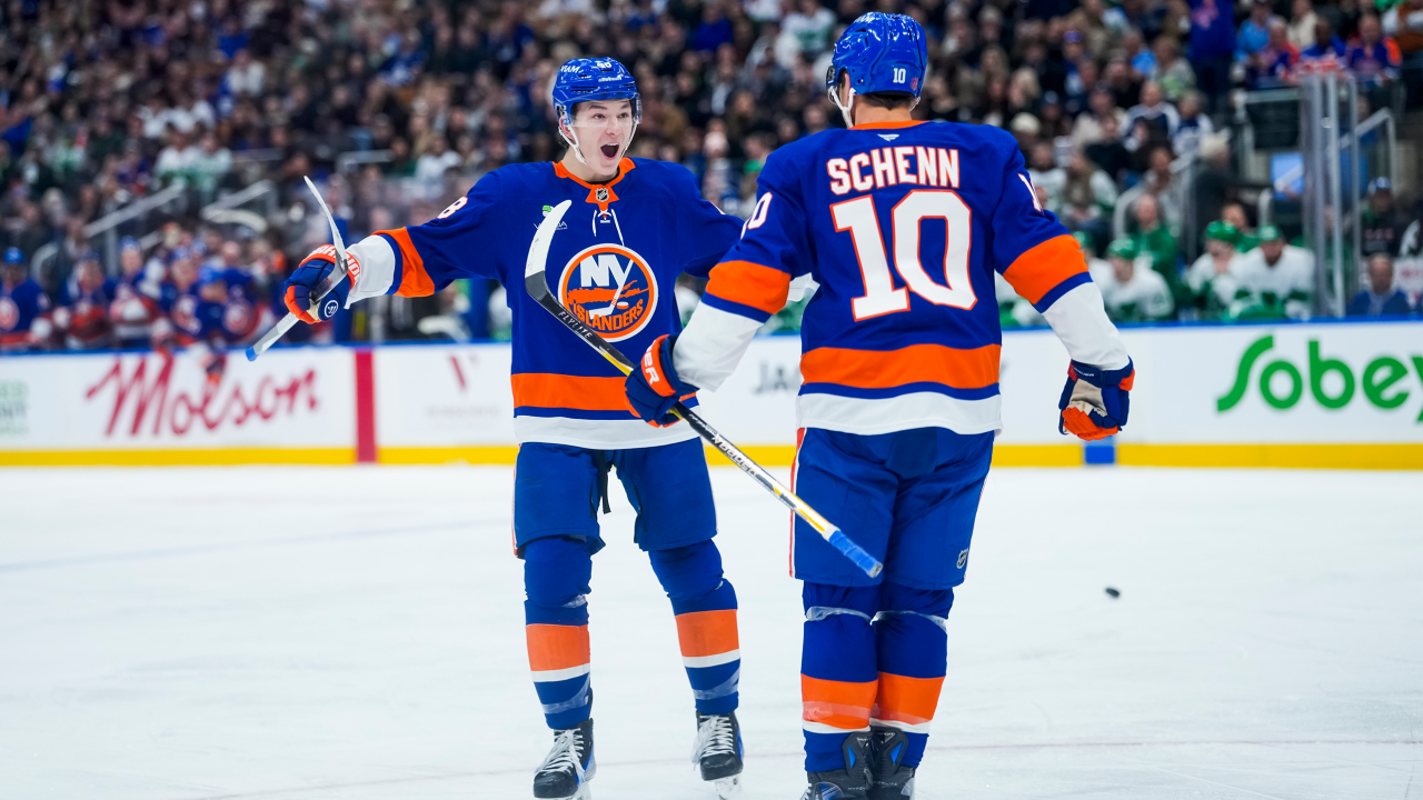 Schenn scores 1st with Islanders, who top Maple Leafs for 4th win in 5 games