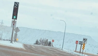 Edmonton may charge private sector for dumping snow