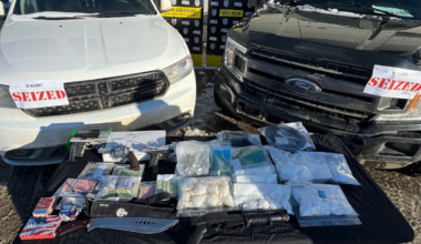 5 charged, a Calgarian wanted for allegedly trafficking drugs in Fort McMurray