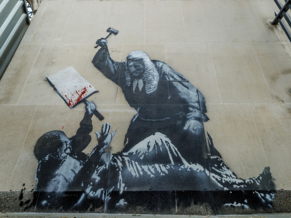Banksy, stencil-based graffiti, Robin Gunningham, Mark Stephens, Banksy artworks, Steve Lazarides