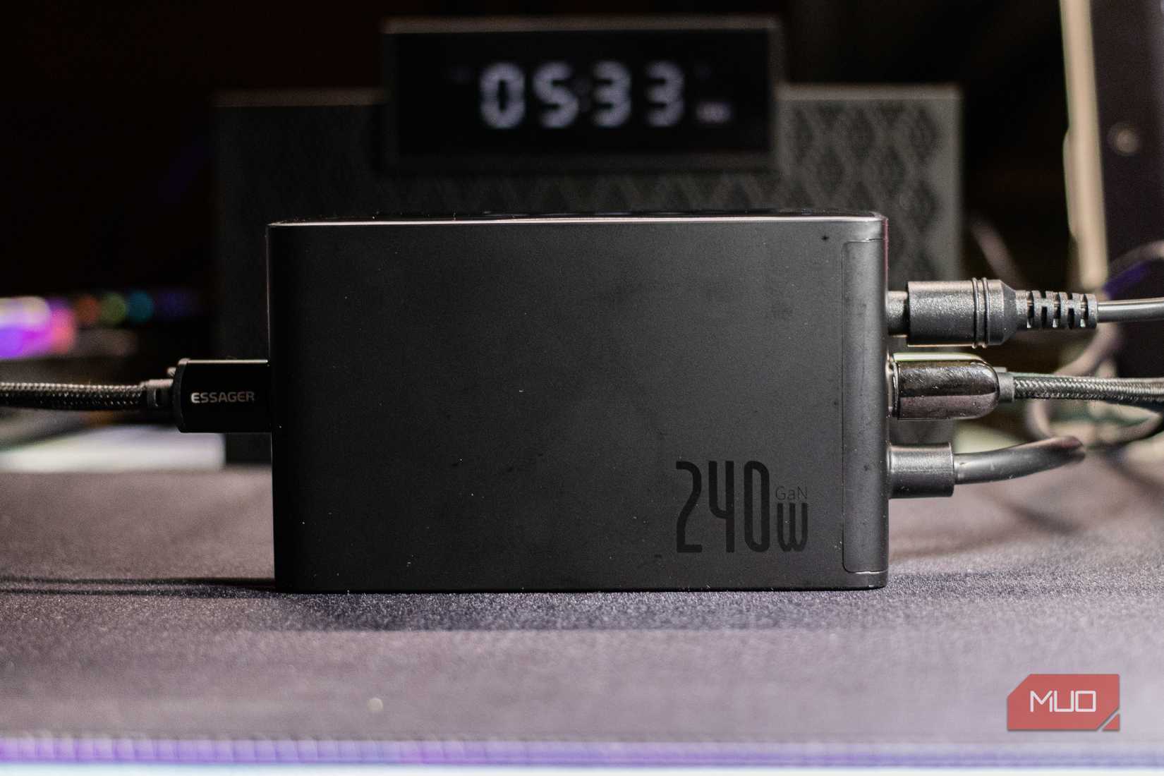 Baseus 240W Digital GaN Charger with five devices