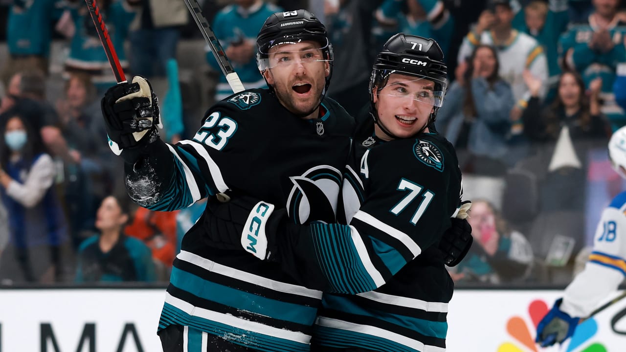 Celebrini surpasses 100 points, Sharks defeat Blues on late goal