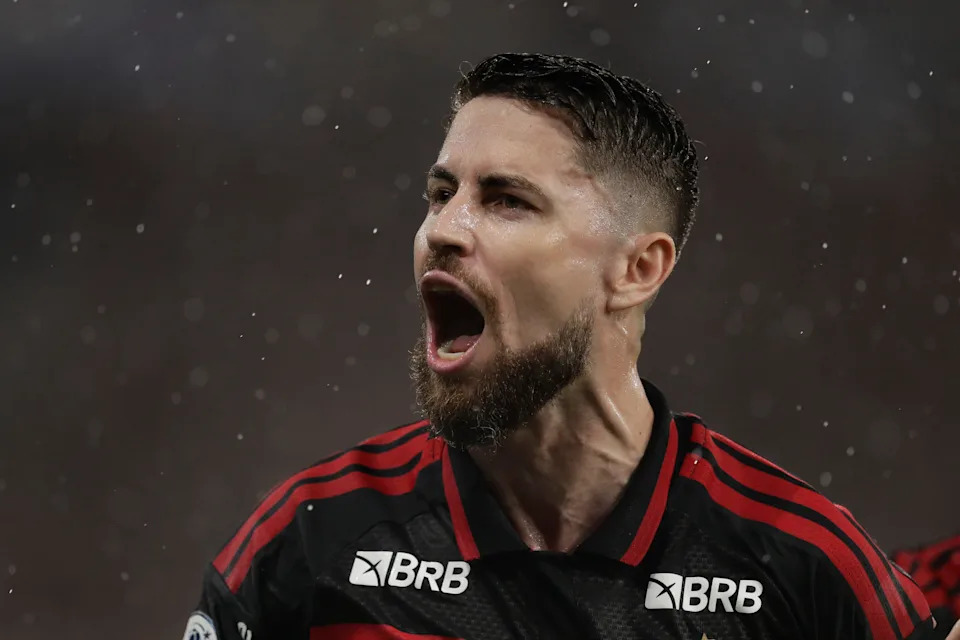 Jorginho of Brazil's Flamengo celebrates after scoring his side's second goal, from the penalty spot, during the Recopa Sudamericana second leg final soccer match against Argentina's Lanus in Rio de Janeiro, Thursday, Feb. 26, 2026. (AP Photo/Bruna Prado)