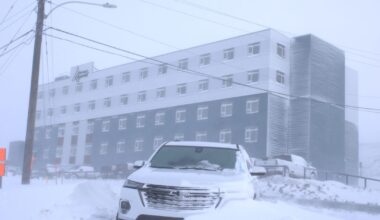 Blizzard brings Iqaluit to near standstill