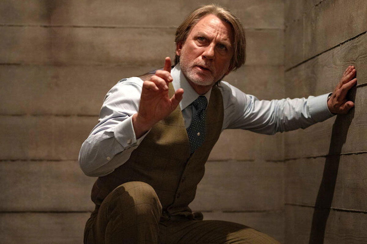 Casting News: Craig, Weaver, Jones, Gyllenhaal