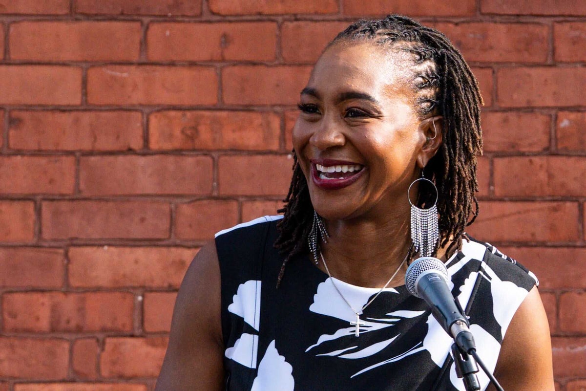 Tamika Catchings, Chamique Holdsclaw joining USA Network’s WNBA broadcast team