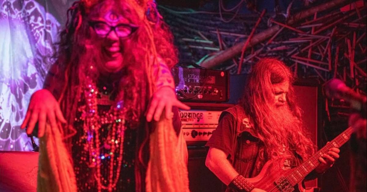 Caveman and the Banshee: From Nanaimo with love