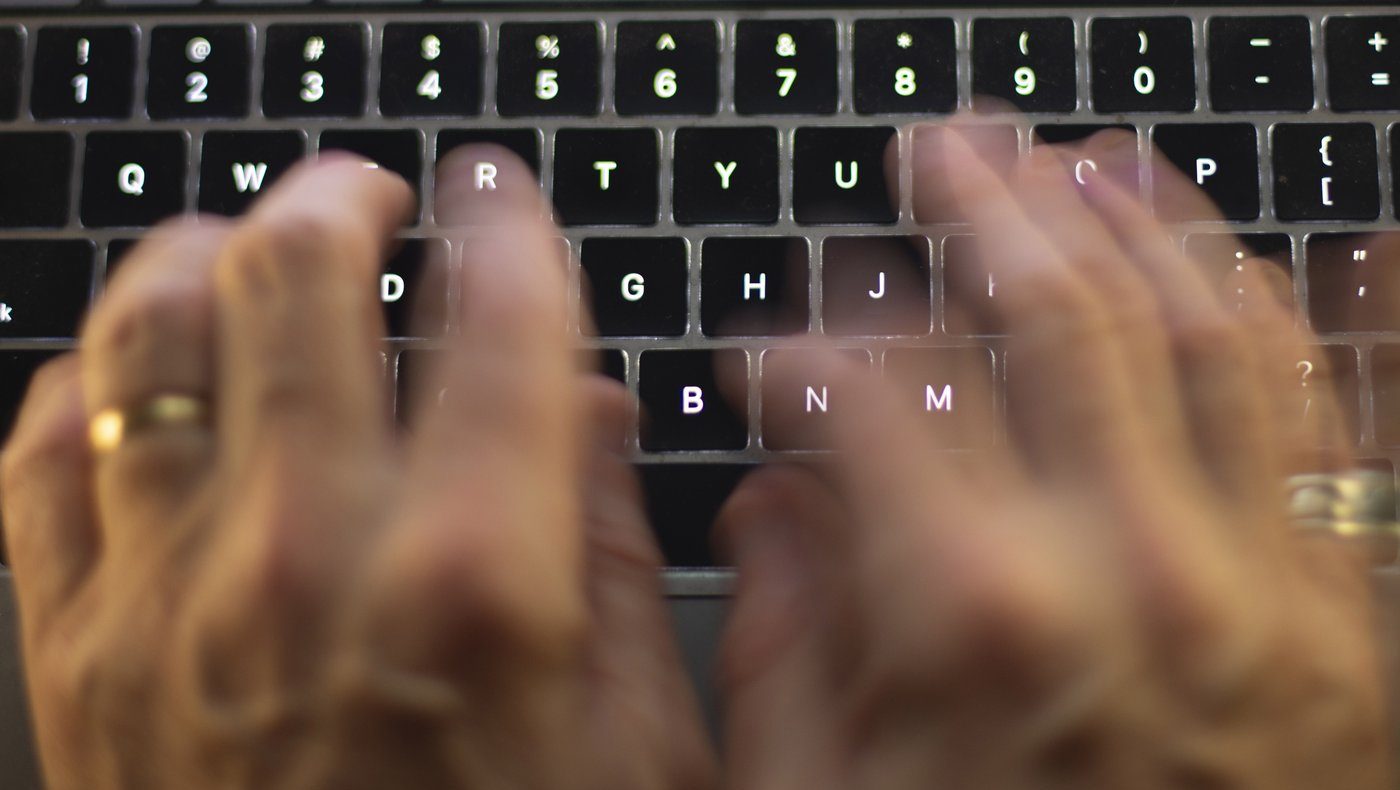 Man previously accused of online luring now facing child pornography charges: Winnipeg police