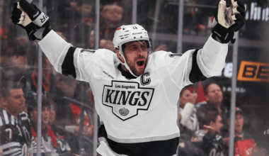 Kopitar draws praise from Dionne after breaking Kings' points record