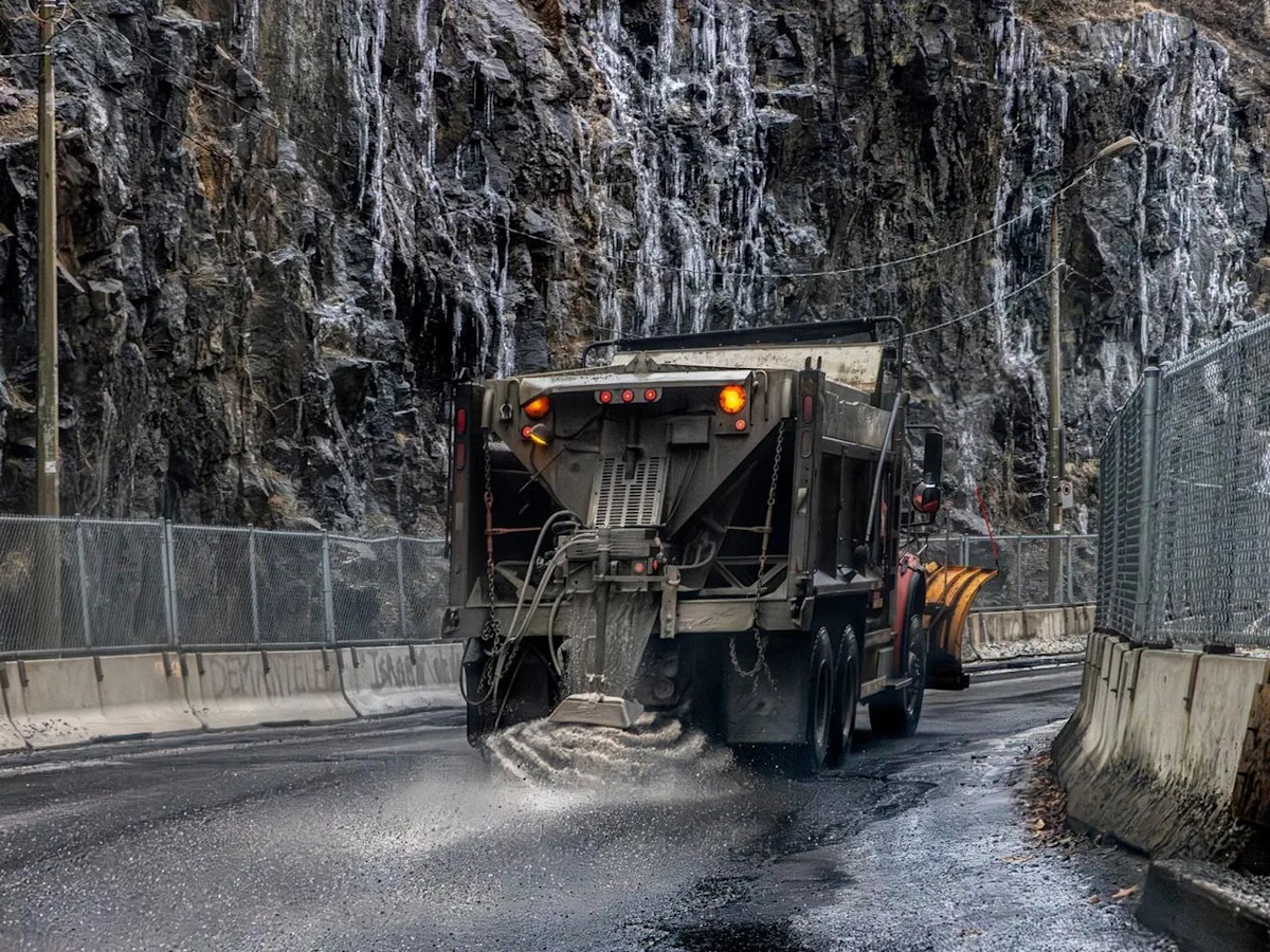 What’s open and closed Thursday after Montreal’s ice storm