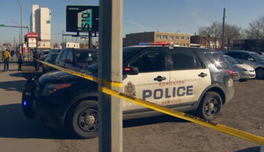 Man found guilty of manslaughter, aggravated assault in pair of 2019 central Edmonton stabbings