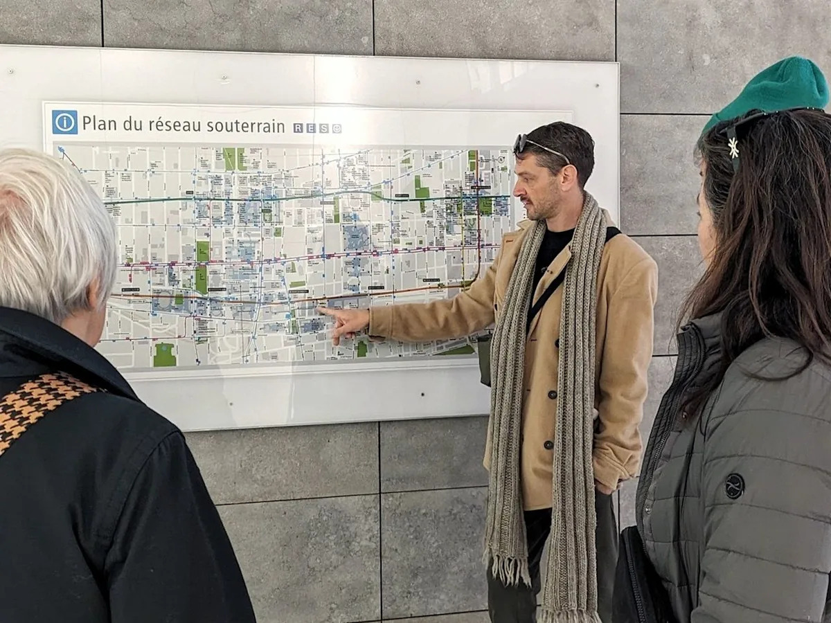 Drimonis: Tour guide Thom Seivewright, the Montreal Expert, introduces locals to their own city