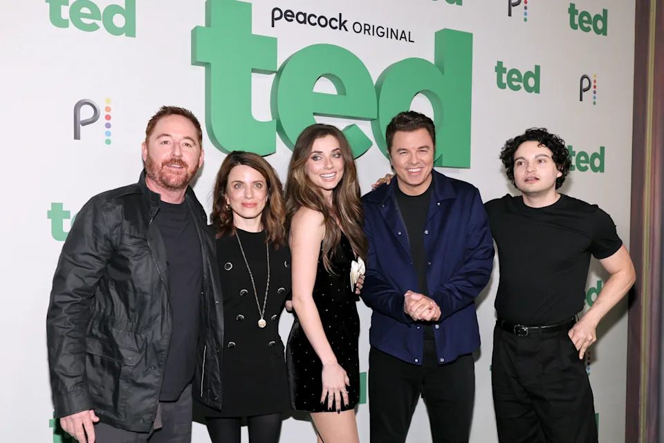 NEW YORK, NEW YORK - MARCH 05: (L-R) Scott Grimes, Alanna Ubach, Giorgia Whigham, Seth MacFarlane and Max Burkholder attend Peacock's 