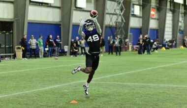 Darian Durant gives advice to aspiring professional football players attending CFL Combines