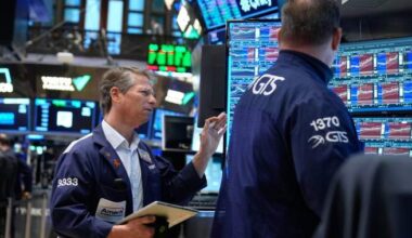 Oil prices keep climbing as Iran war uncertainty drags stock markets down - National