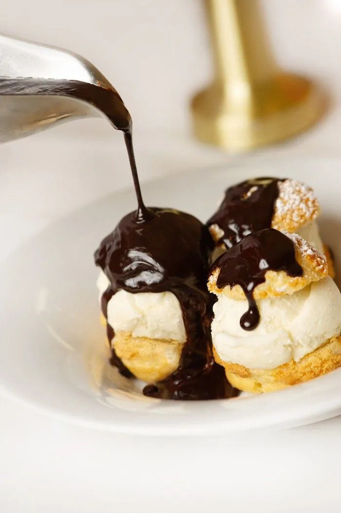 Profiteroles at Le Crocodile.