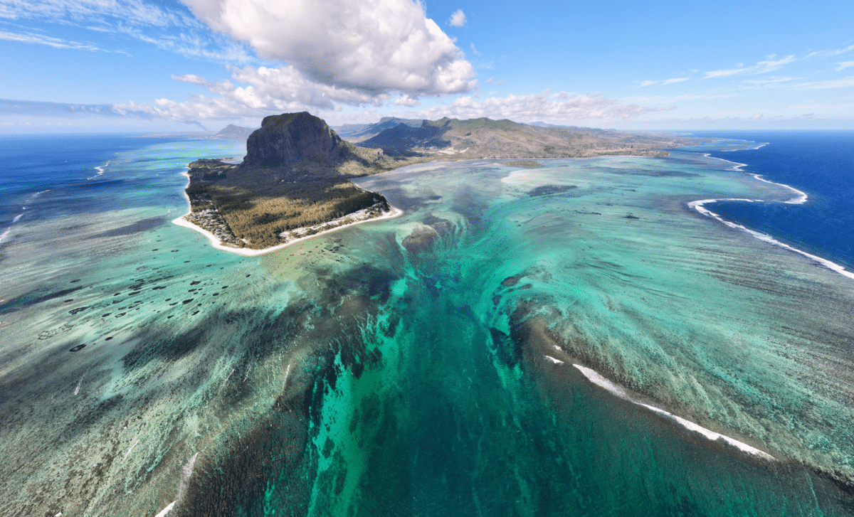 Earth's Largest Waterfall Is Hidden Beneath The Ocean, And It’s Bigger Than Anything On Land!