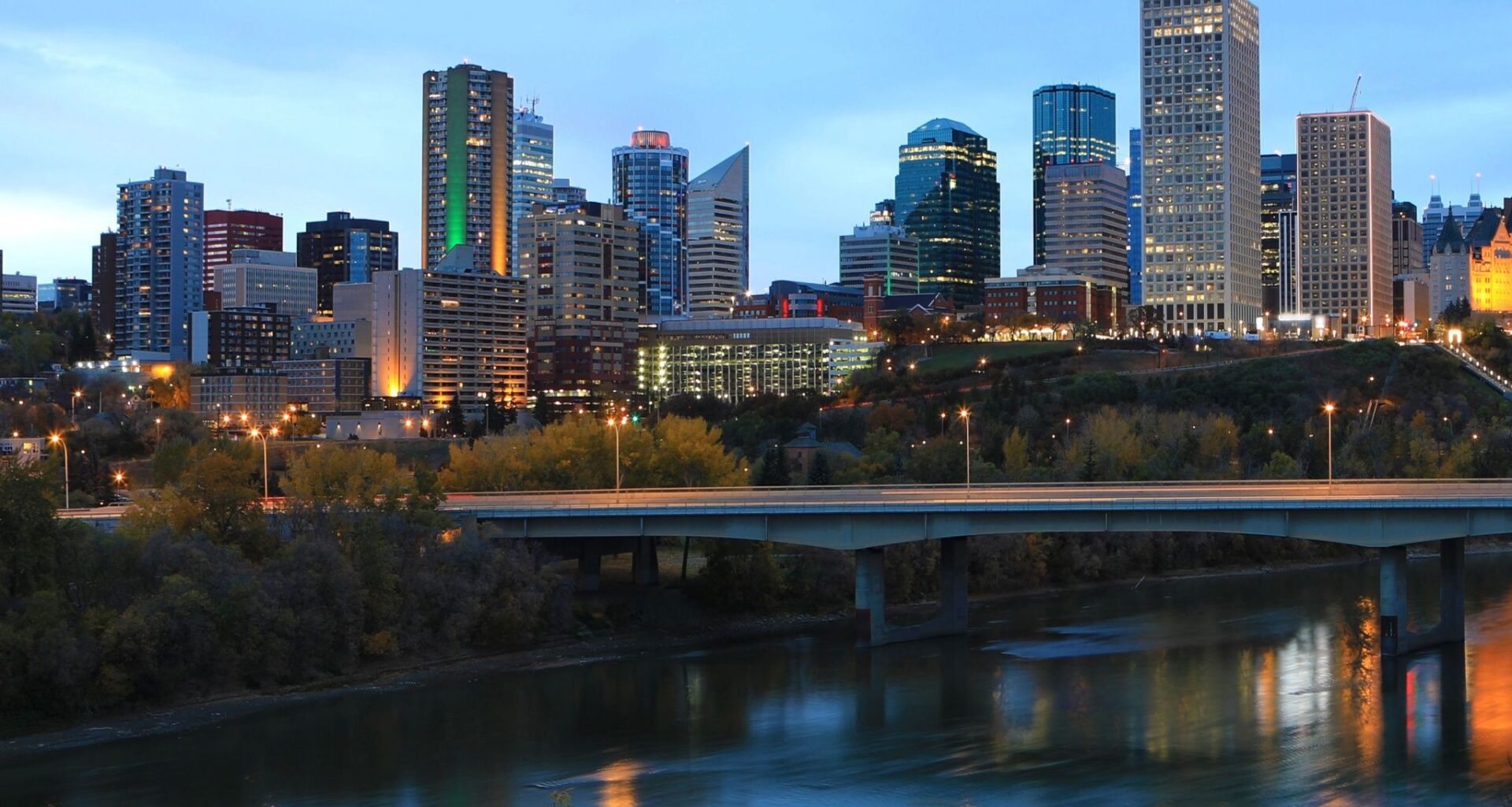 What is open and closed in Edmonton this Easter