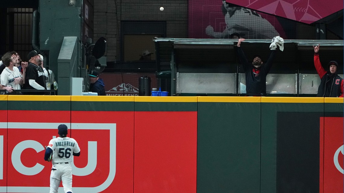 Guardians' Chase DeLauter hits 4th home run in 3rd career game, Guardians beat Mariners 6-5