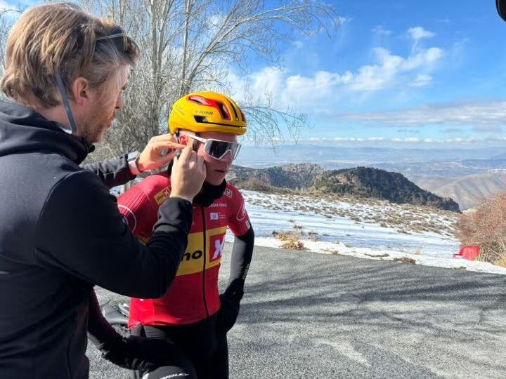 Olav Bu pioneered a lactate-guided method of training when he worked with leading triathletes. The visionary trainer now applies similar methods to his work with Uno-X Mobility.