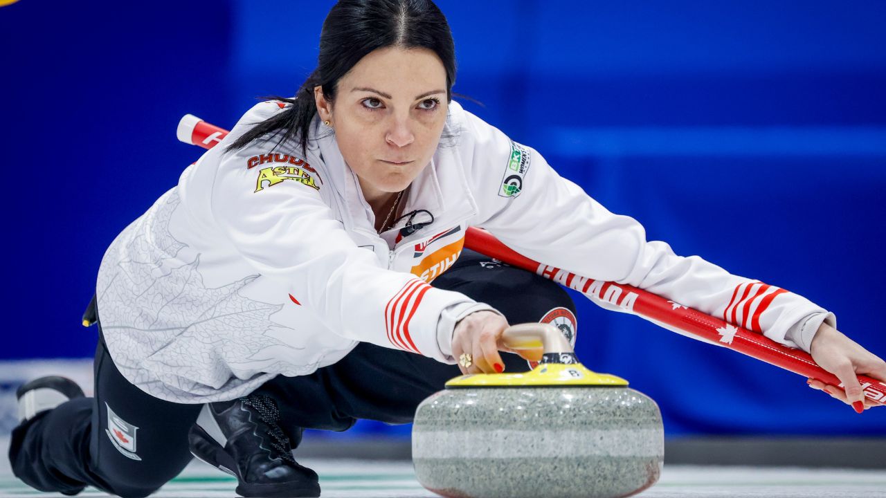 Canada's Einarson opens world women's curling championship with win over Sweden