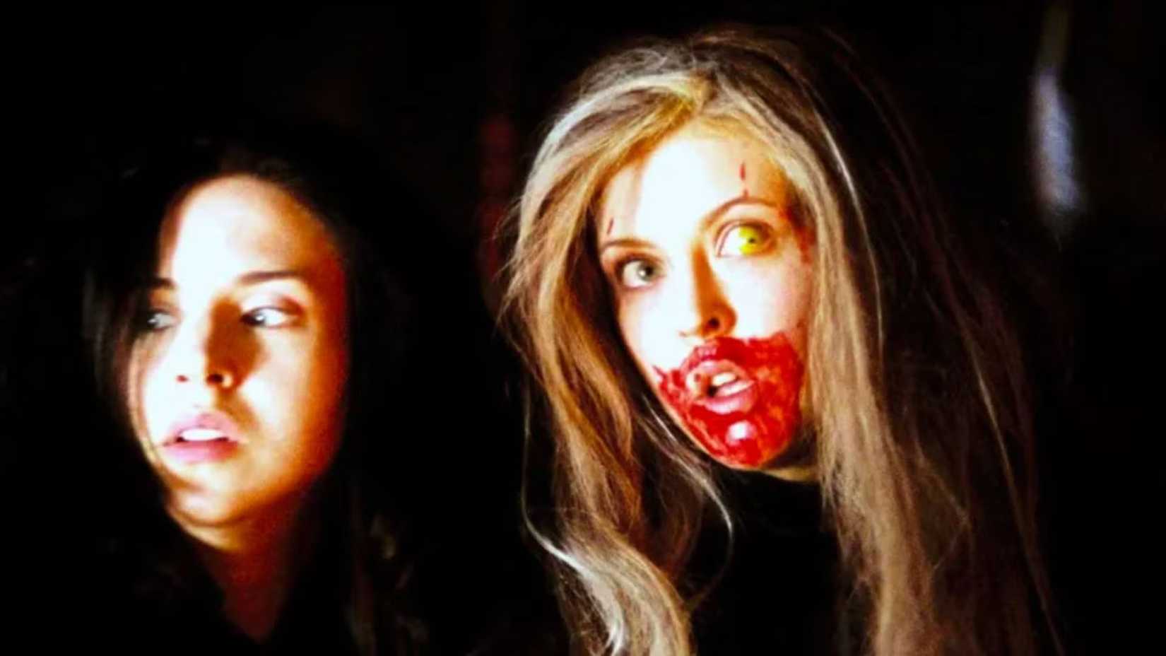 Emily Perkins' Brigitte and Katharine Isabelle's Ginger in Ginger Snaps
