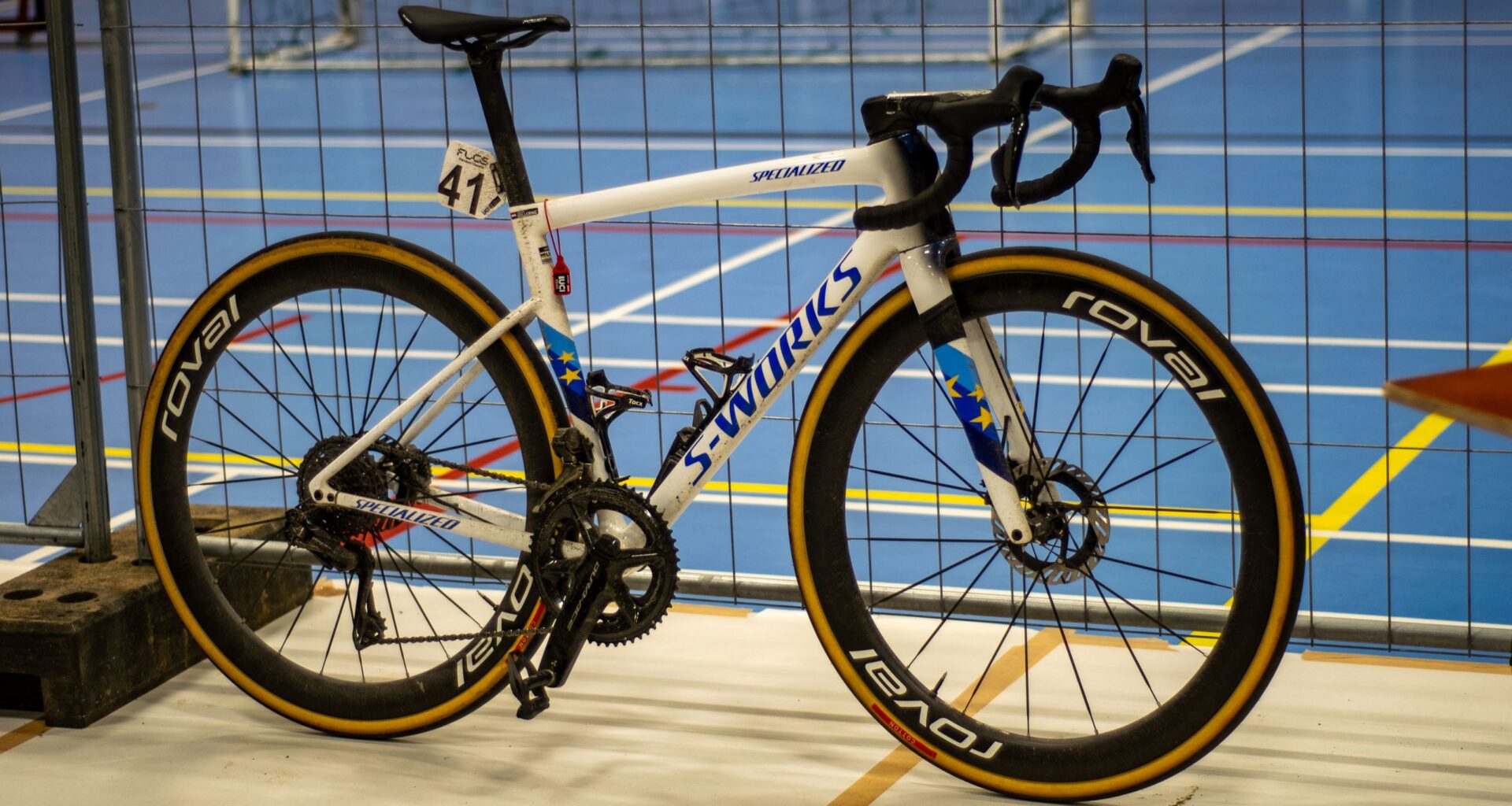 Bike check: Demi Vollering wins Omloop on unreleased 32mm Specialized Cotton TLR tyres