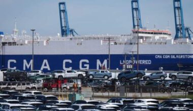 Vehicle exports fell sharply in January as trade deficit grew: StatCan - National